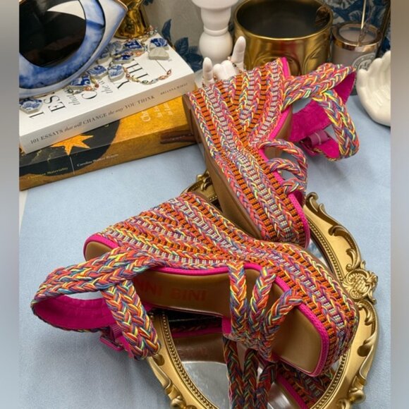 🆕 GIANNI BINI 🧿 NWOB Santi Woven Beaded Wedge Sandals - Rainbow Multi, Sz US 8 - Picture 10 of 16
